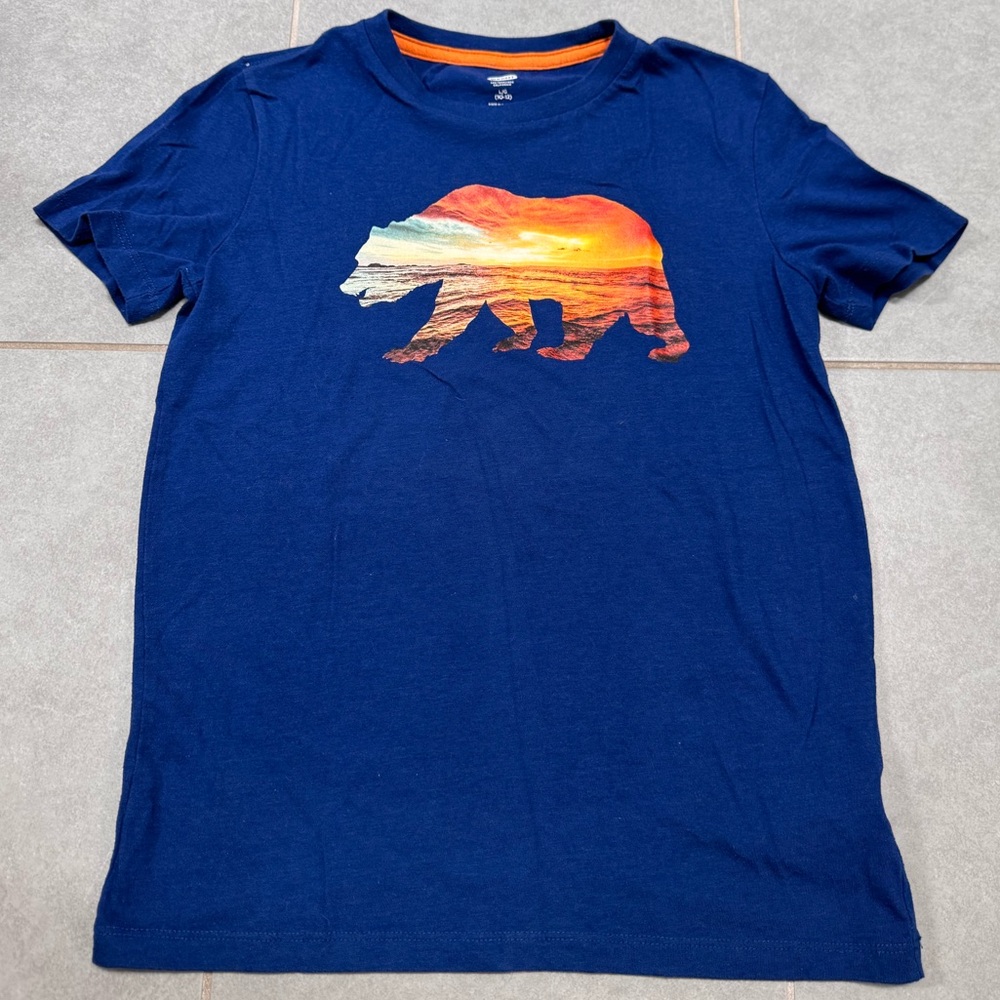 Old Navy Blue and Orange Graphic Tee ✨5 for $15!✨